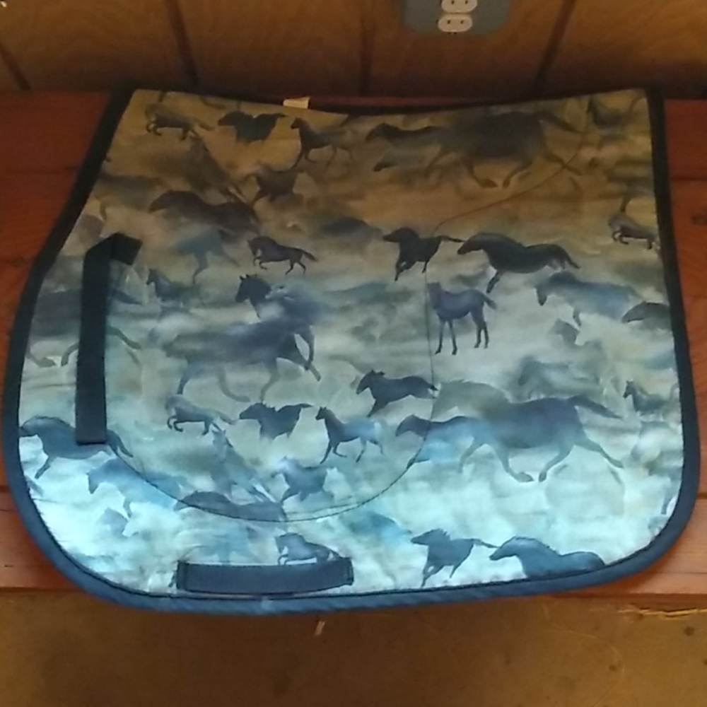 Saddle pad
